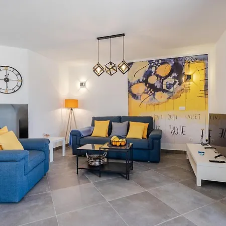 Vila Charm