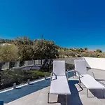 Charm Villa Tkon